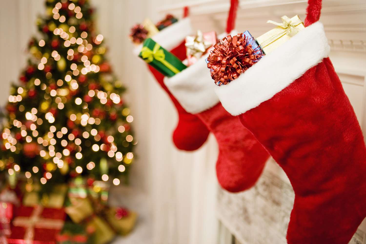 Simplifying Christmas: A Guide to Meaningful Celebrations